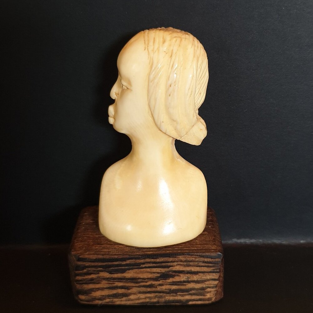 Rare Antique African Tribal Hand-Carved Woman Bust Figurine